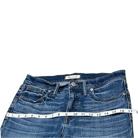 Madewell 9” High Rise Skinny Distressed Jeans Size 29 - Picture 5 of 10